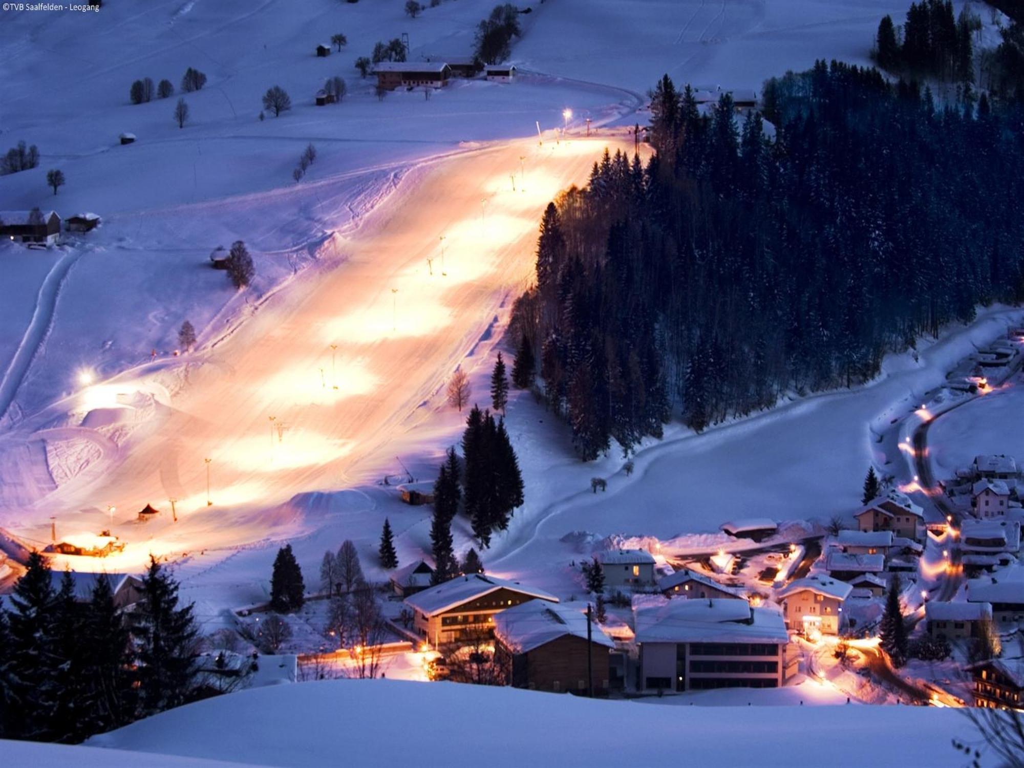 Cozy Feel Good Holiday Apartment In Leogang Luaran gambar