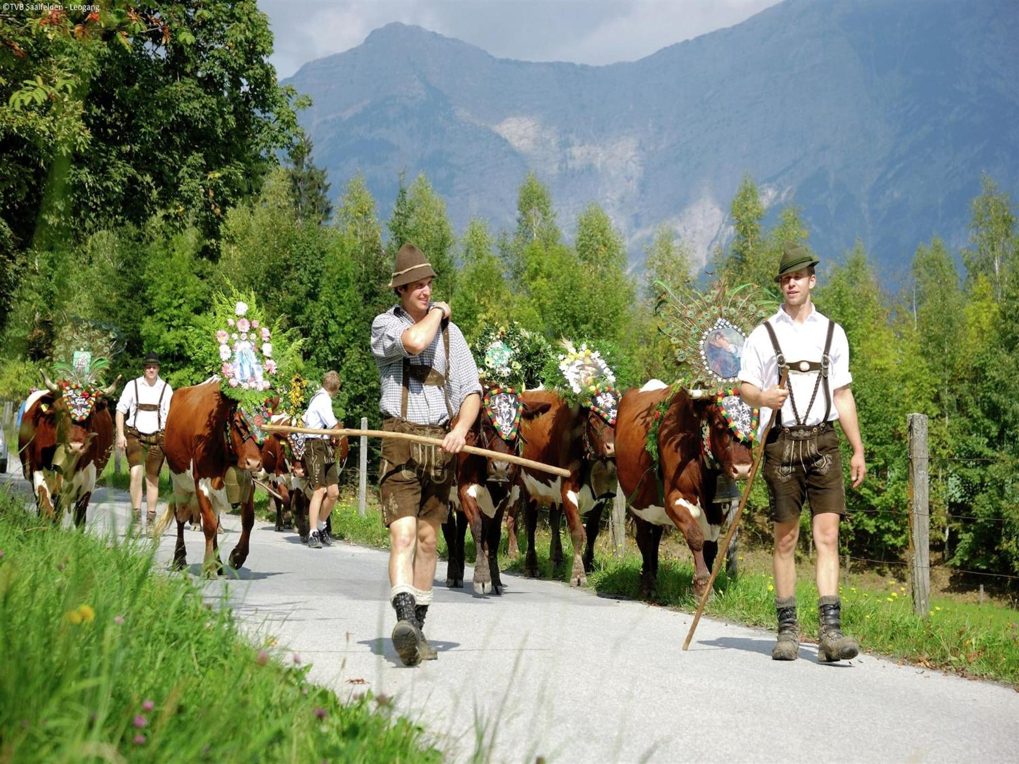 Cozy Feel Good Holiday Apartment In Leogang Luaran gambar