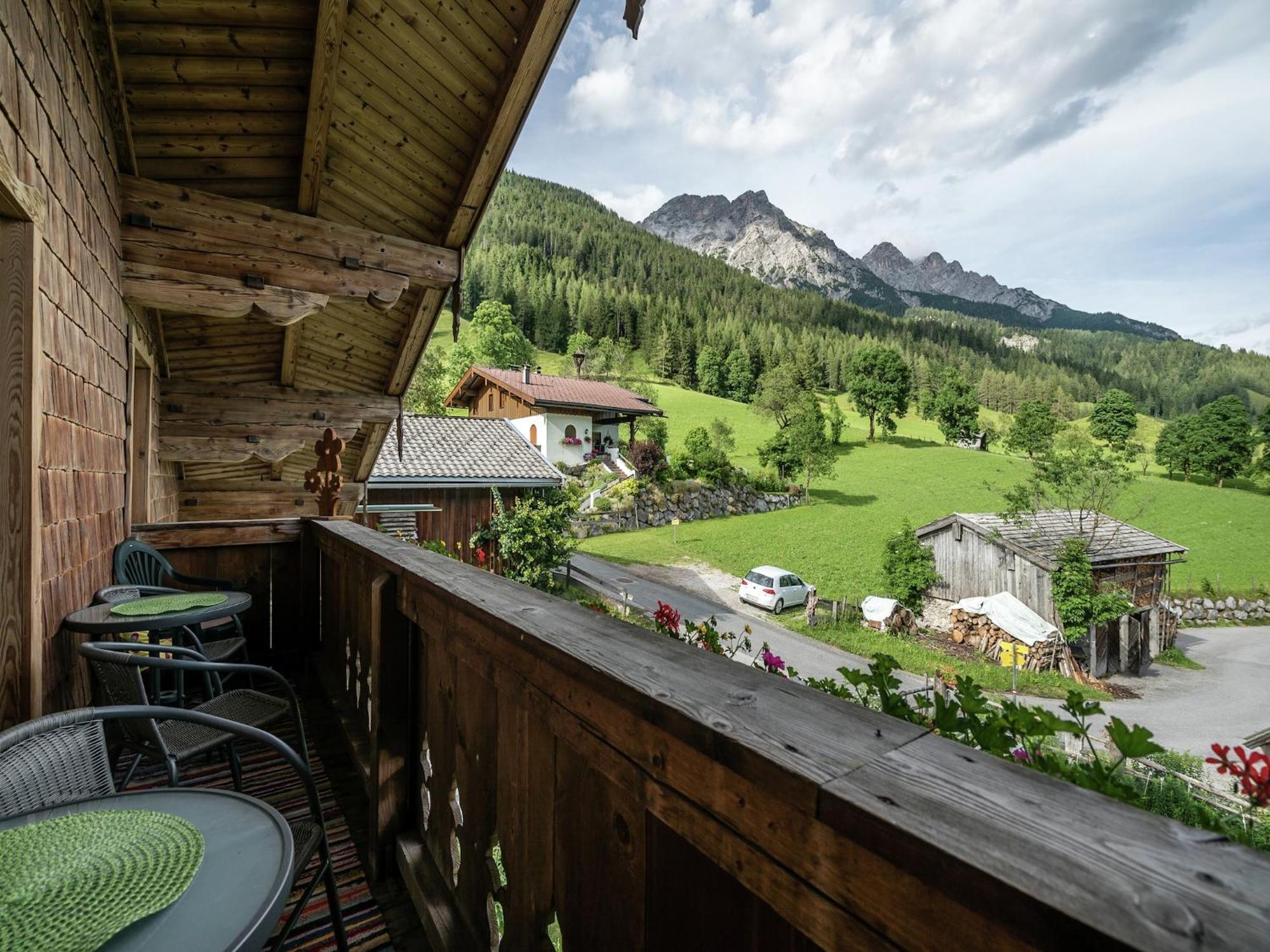 Cozy Feel Good Holiday Apartment In Leogang Luaran gambar