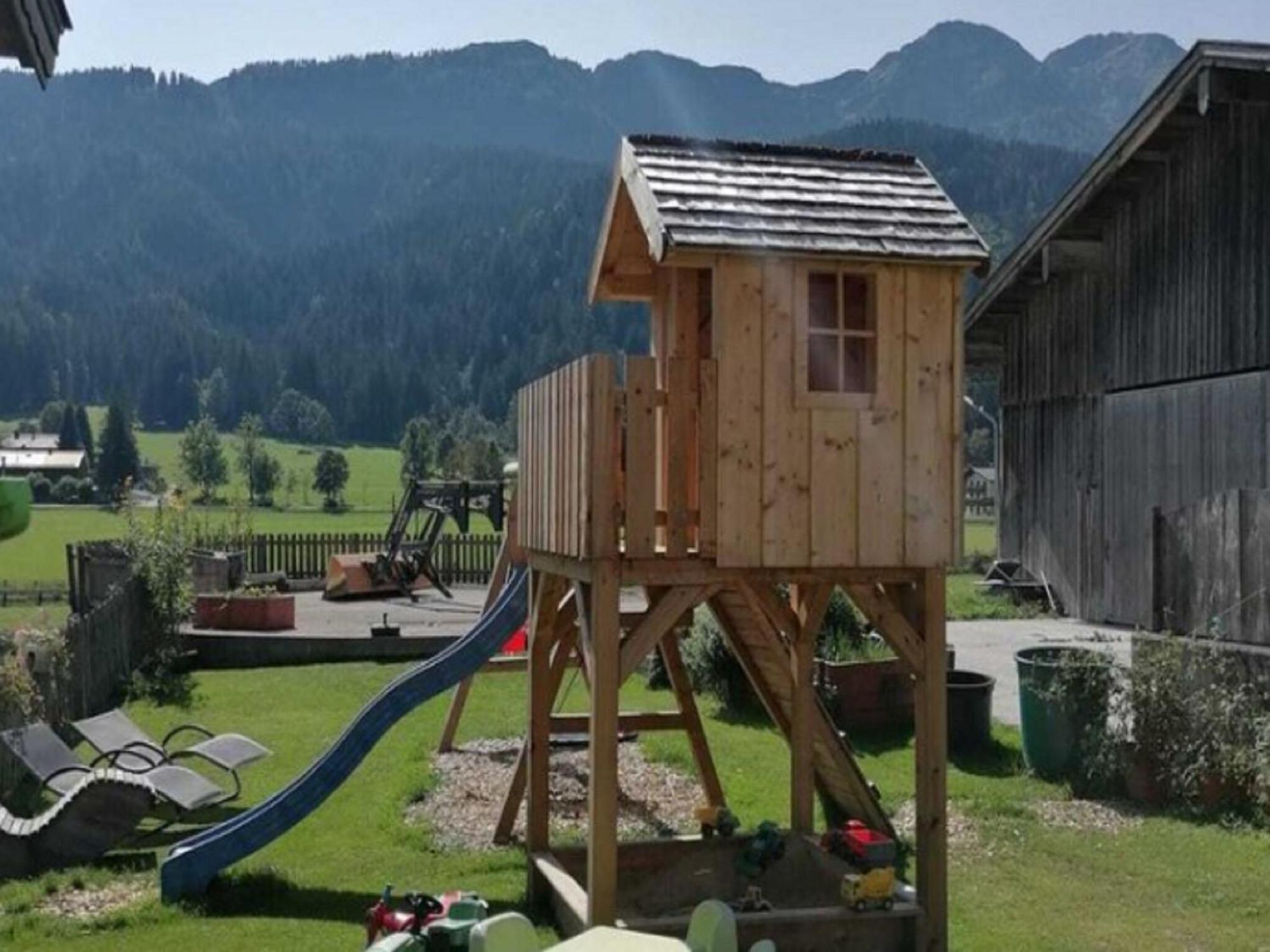 Cozy Feel Good Holiday Apartment In Leogang Luaran gambar