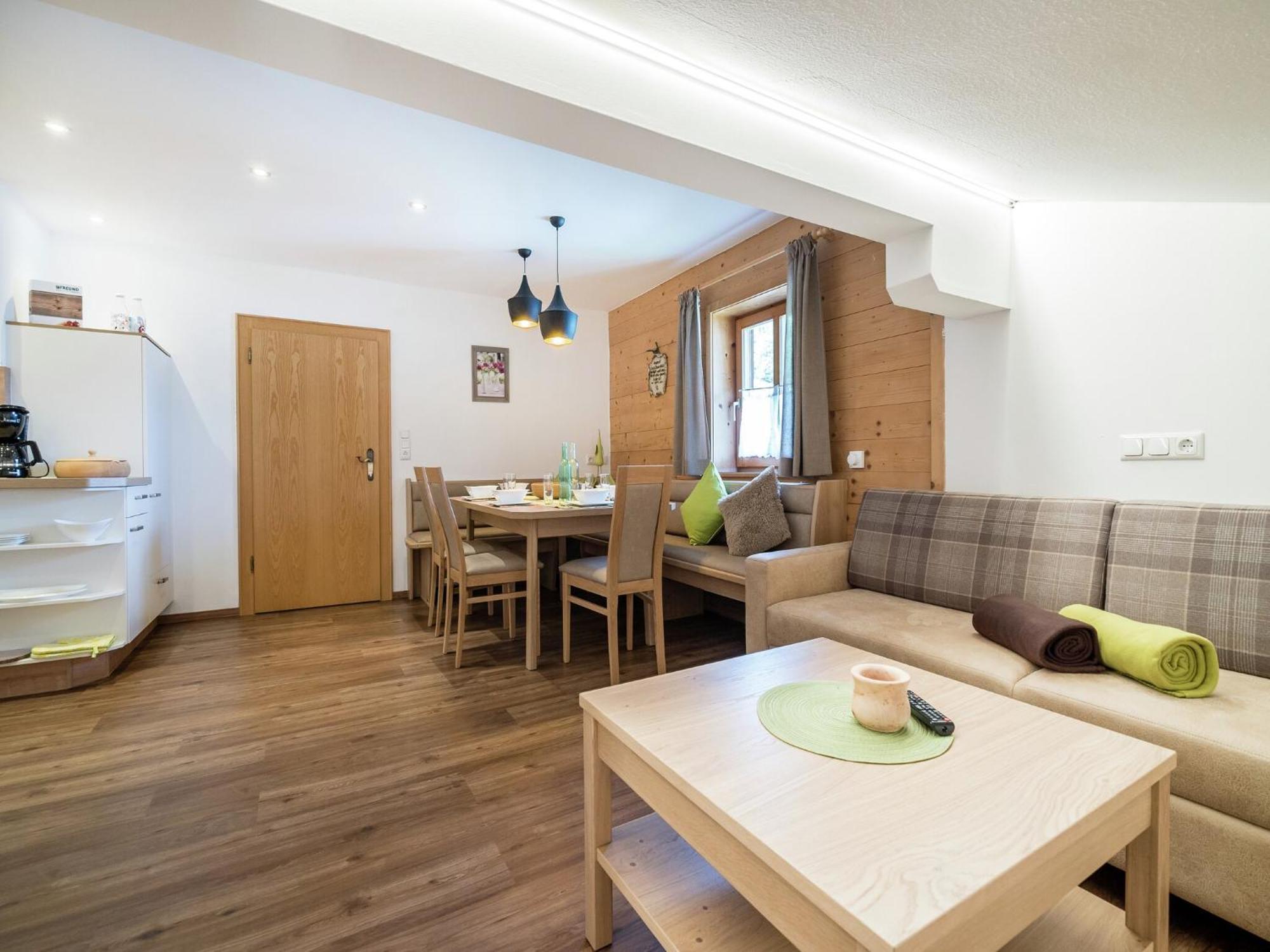Cozy Feel Good Holiday Apartment In Leogang Luaran gambar
